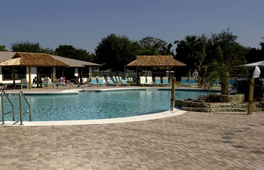 Cypress Cove Nudist Resort Poinciana Zewnętrze zdjęcie